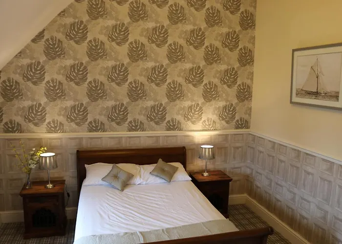 Victoria House Guest house *